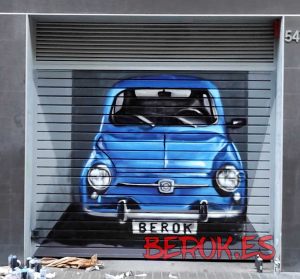 graffiti puerta garaje seat 600 realista
